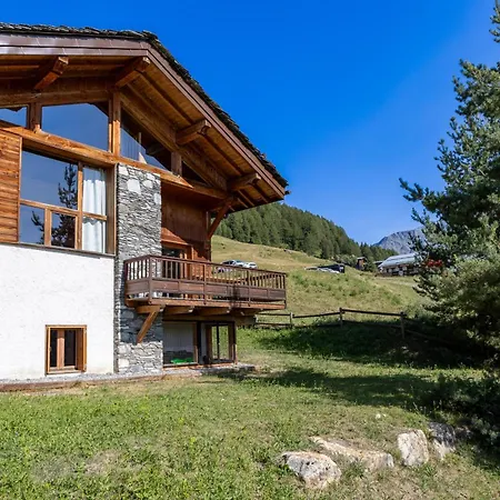 Alpaca Chalet *